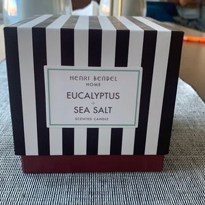 3 wick Henri Bendel candle